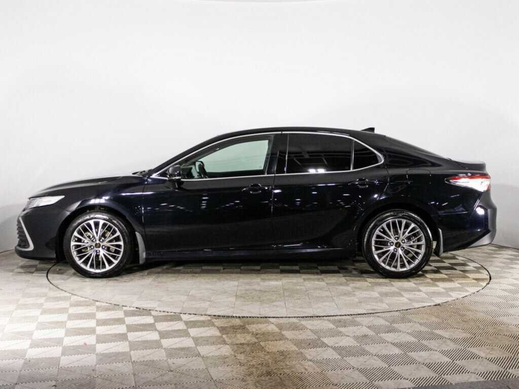 Toyota Camry с пробегом — 2021 год. Фото: #7