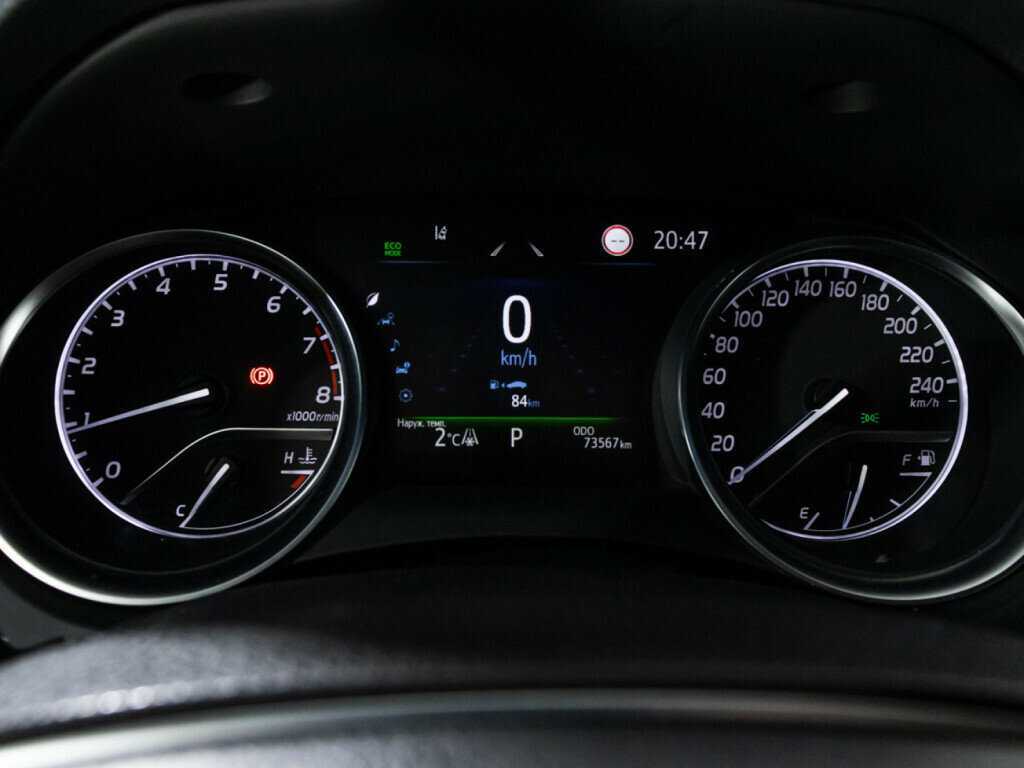 Toyota Camry с пробегом — 2021 год. Фото: #11