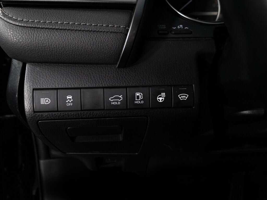 Toyota Camry с пробегом — 2021 год. Фото: #19