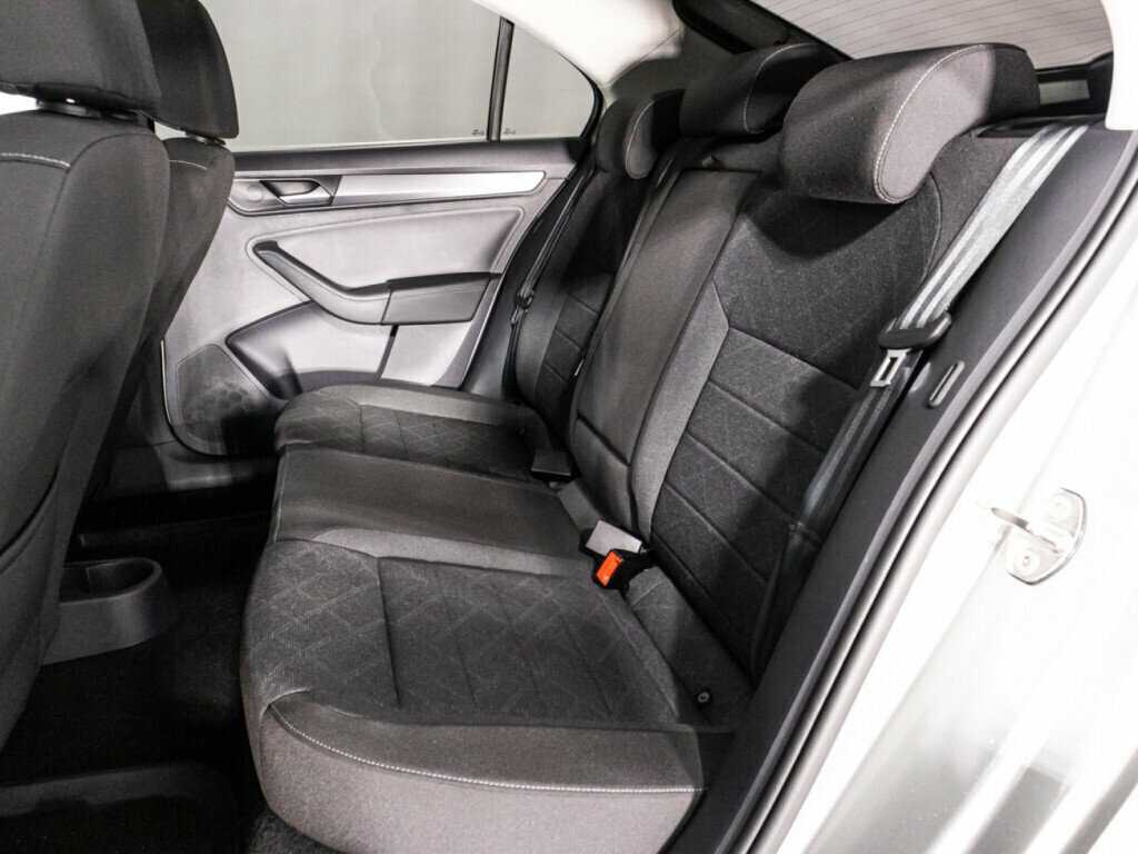 Volkswagen Polo с пробегом — 2020 год. Фото: #9