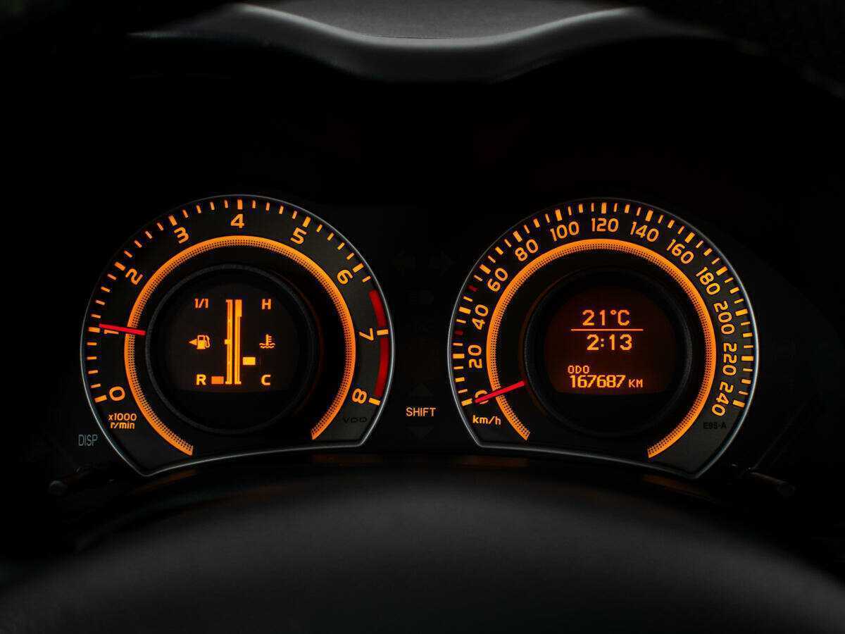 Toyota Corolla с пробегом — 2008 год. Фото: #11