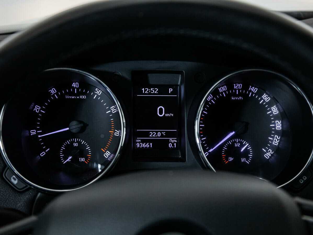 Skoda Yeti с пробегом — 2014 год. Фото: #11