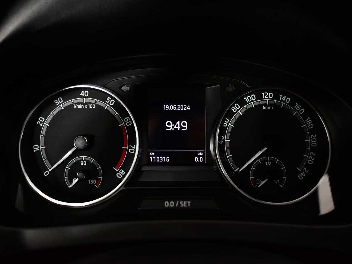 Skoda Rapid с пробегом — 2018 год. Фото: #10