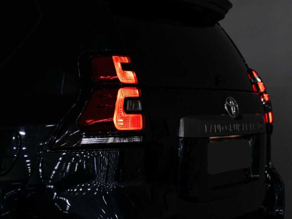 Toyota Land Cruiser Prado с пробегом — 2019 год. Фото: #26