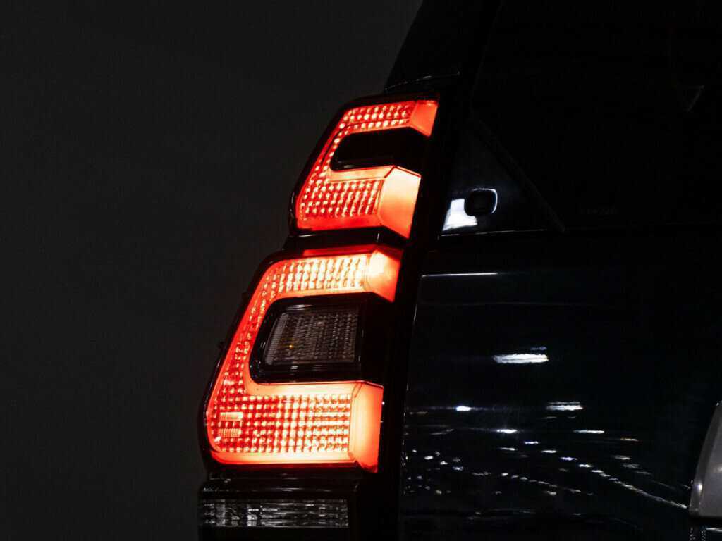 Toyota Land Cruiser Prado с пробегом — 2019 год. Фото: #27