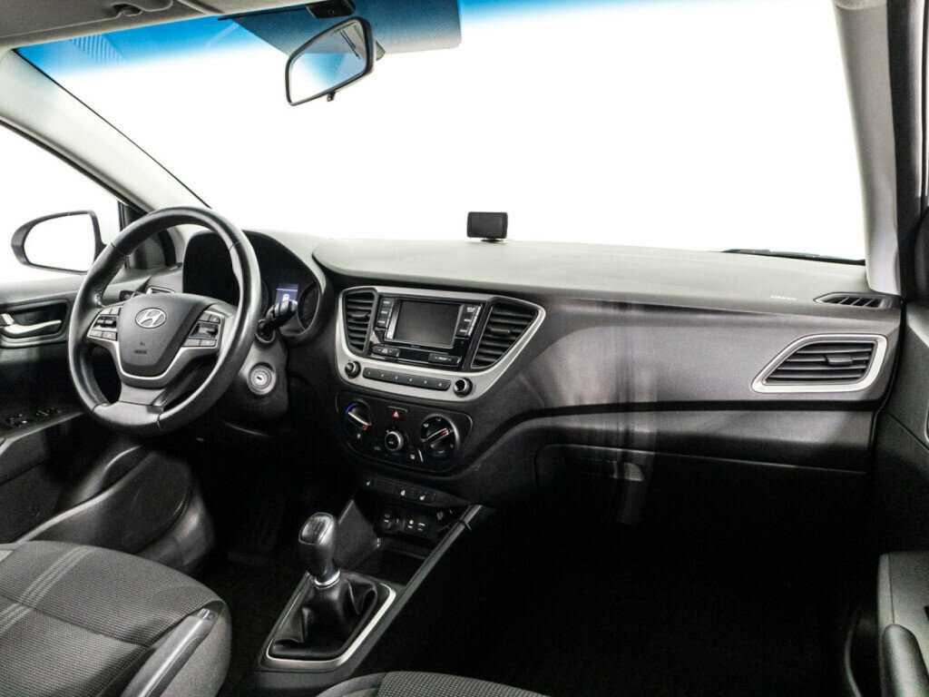 Hyundai Solaris с пробегом — 2017 год. Фото: #8