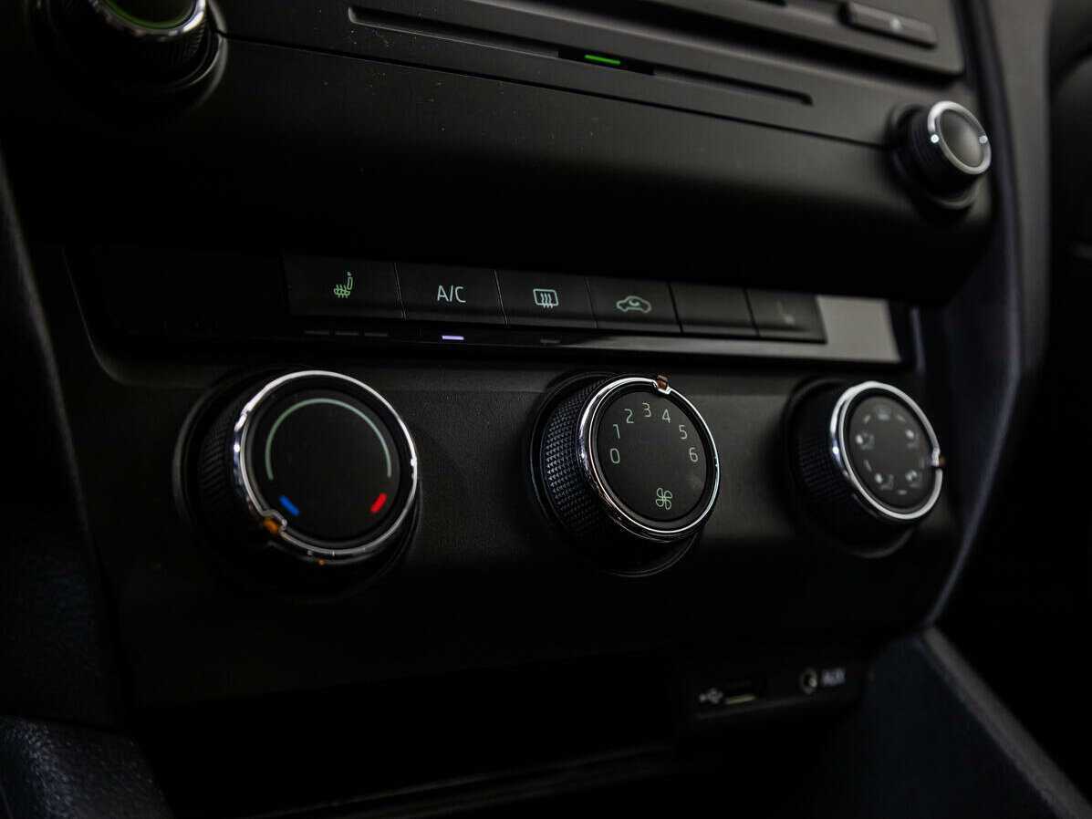 Skoda Octavia с пробегом — 2014 год. Фото: #15