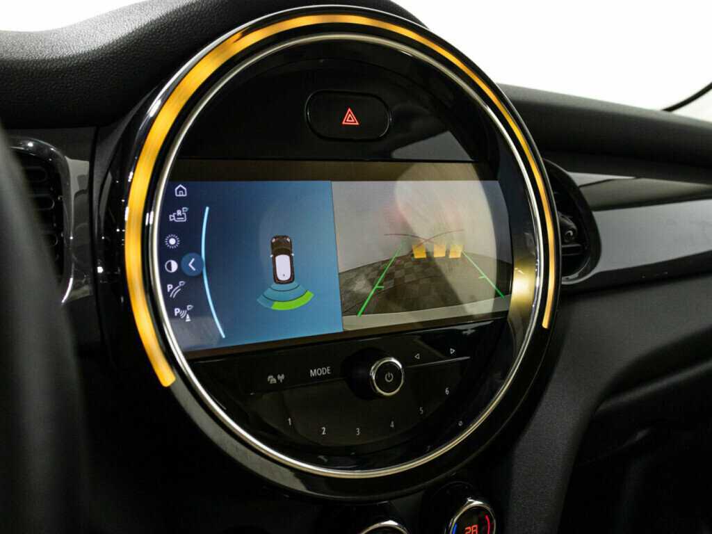 Mini Hatch с пробегом — 2021 год. Фото: #13