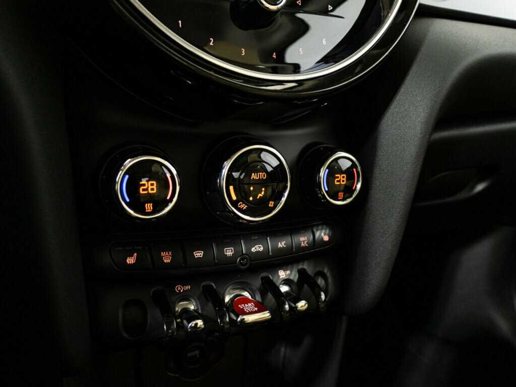 Mini Hatch с пробегом — 2021 год. Фото: #16