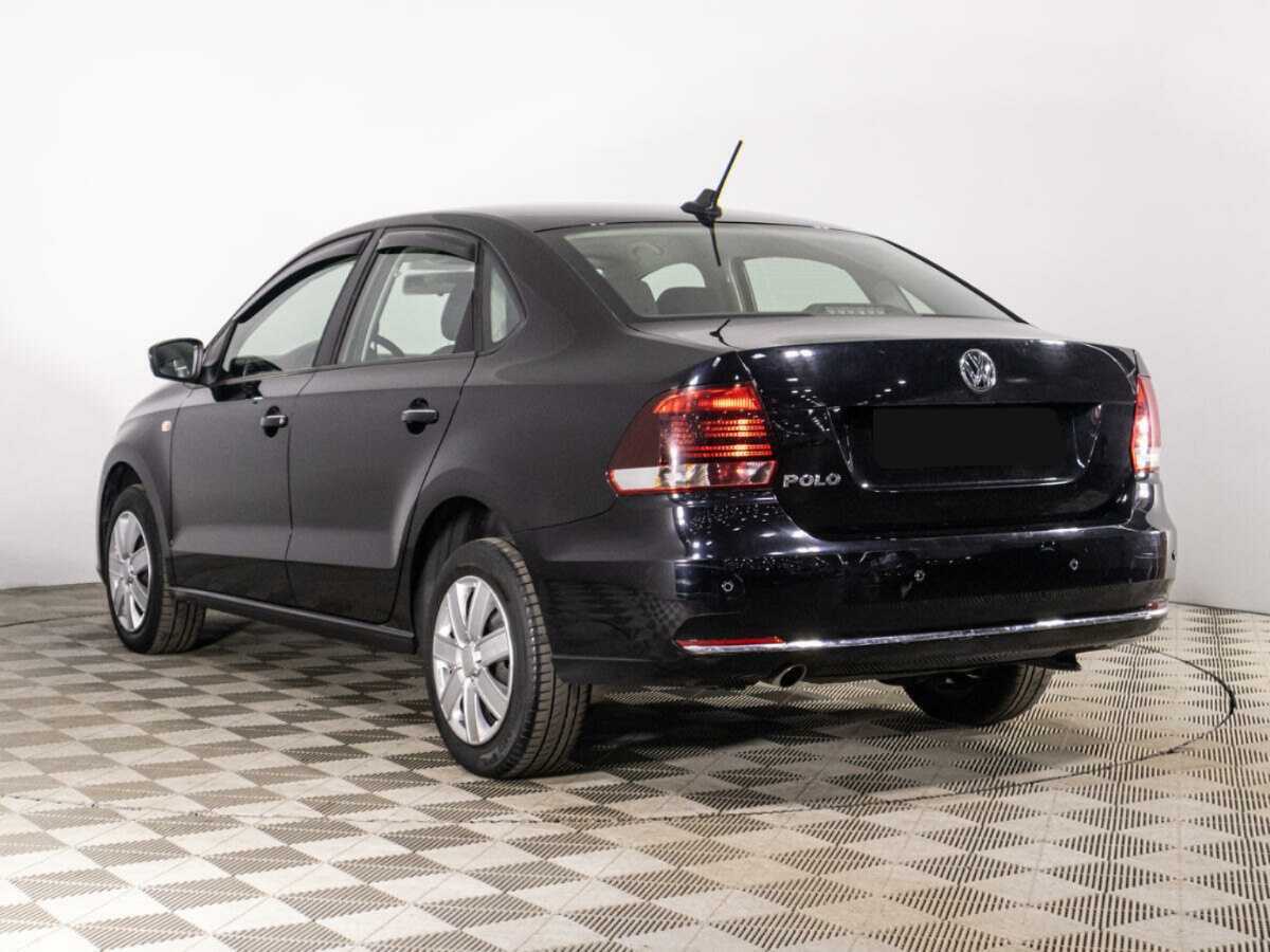 Volkswagen Polo с пробегом — 2019 год. Фото: #6