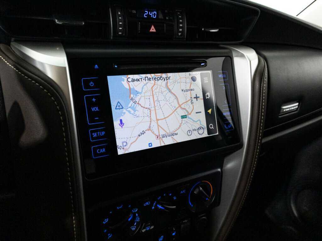 Toyota Fortuner с пробегом — 2019 год. Фото: #17