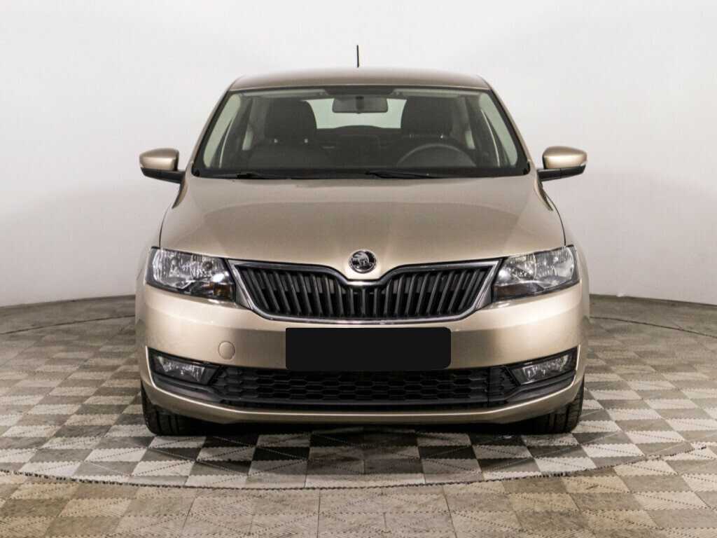Skoda Rapid с пробегом — 2019 год. Фото: #1