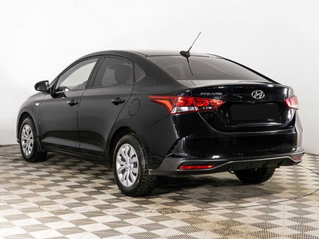 Hyundai Solaris с пробегом — 2021 год. Фото: #6