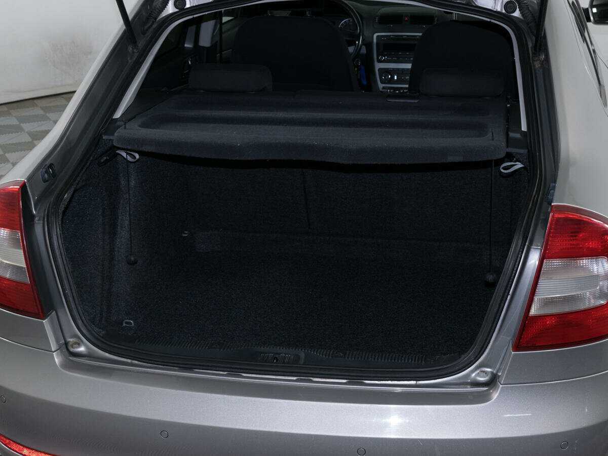 Skoda Octavia с пробегом — 2011 год. Фото: #8