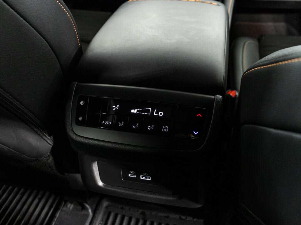 Nissan Pathfinder с пробегом — 2023 год. Фото: #16