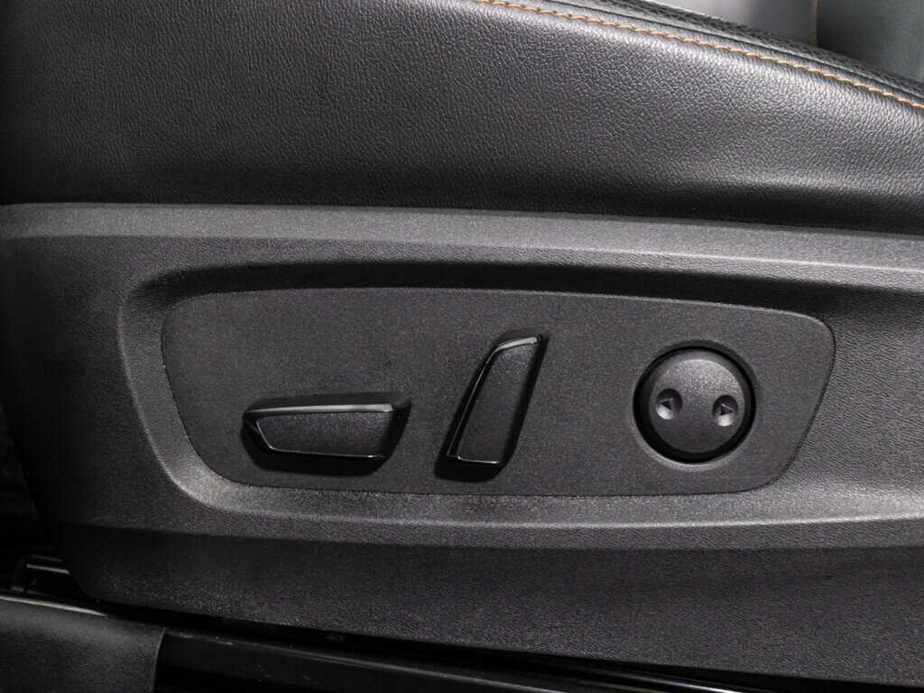 Nissan Pathfinder с пробегом — 2023 год. Фото: #17