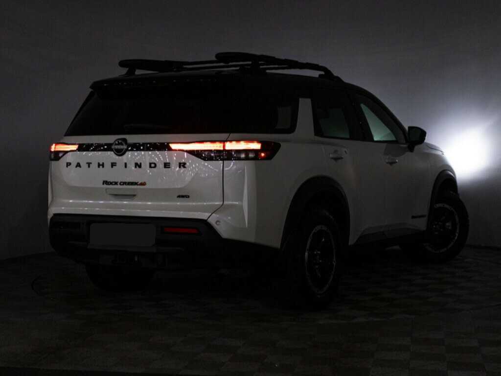 Nissan Pathfinder с пробегом — 2023 год. Фото: #20