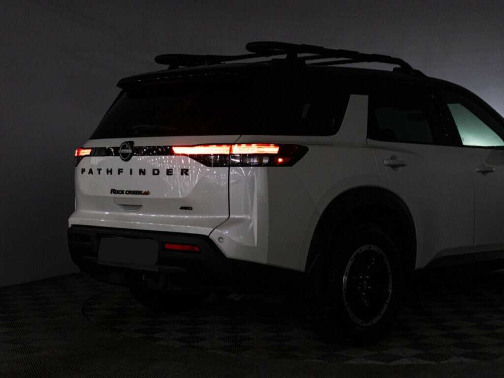 Nissan Pathfinder с пробегом — 2023 год. Фото: #21