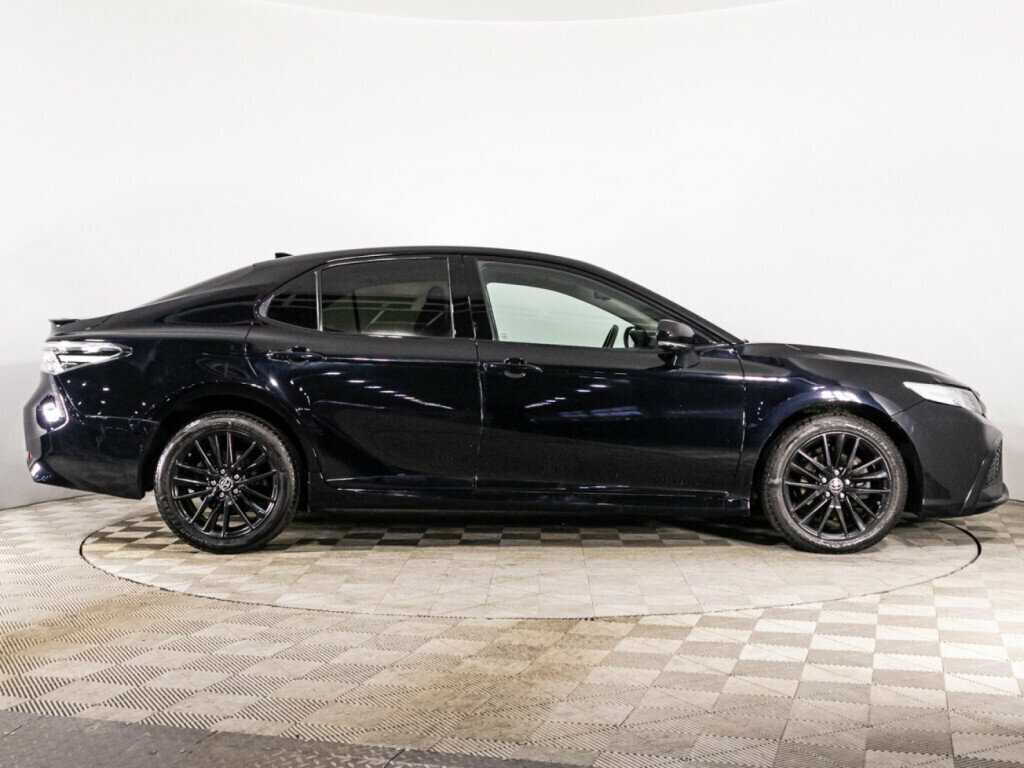 Toyota Camry с пробегом — 2021 год. Фото: #3