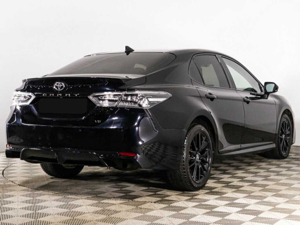 Toyota Camry с пробегом — 2021 год. Фото: #4