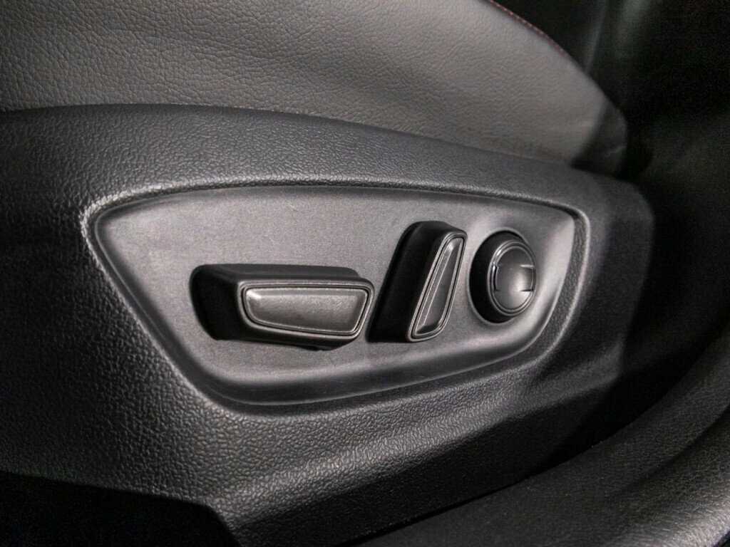 Toyota Camry с пробегом — 2021 год. Фото: #19