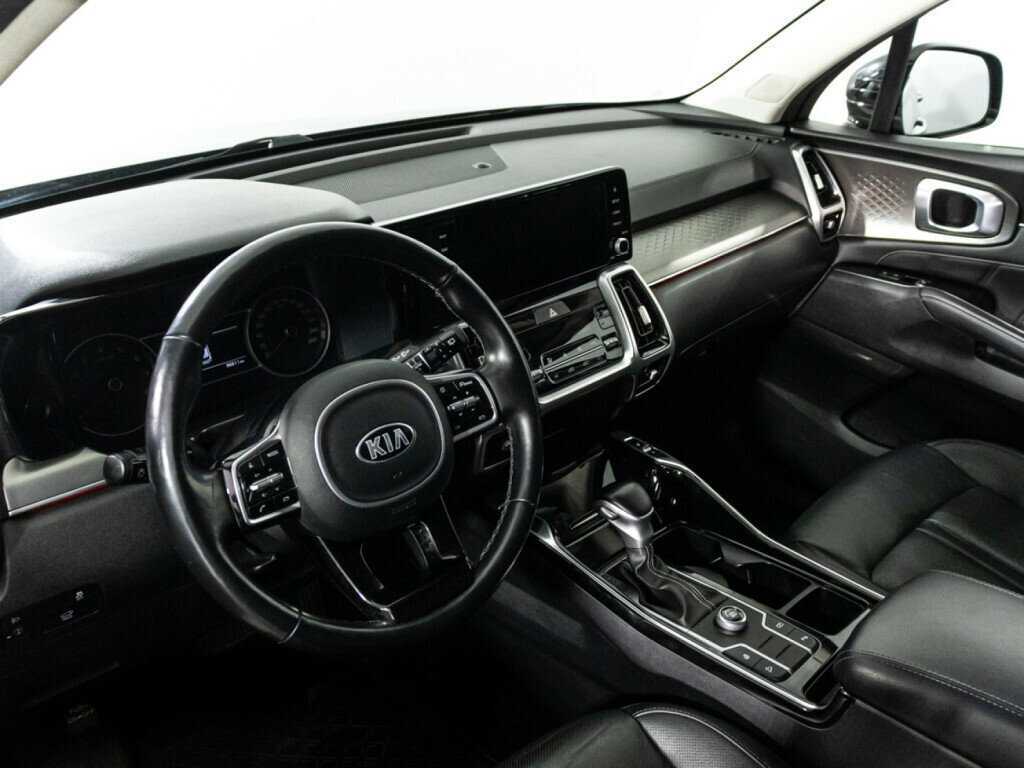 Kia Sorento с пробегом — 2021 год. Фото: #10