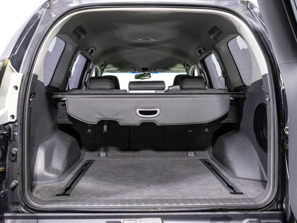 Toyota Land Cruiser Prado с пробегом — 2011 год. Фото: #13