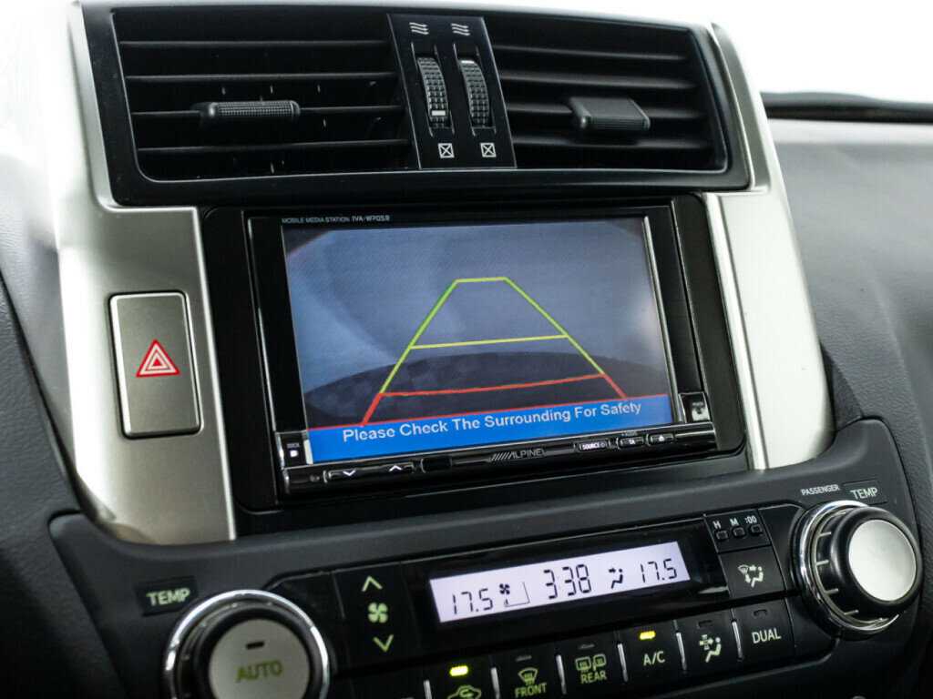 Toyota Land Cruiser Prado с пробегом — 2011 год. Фото: #14