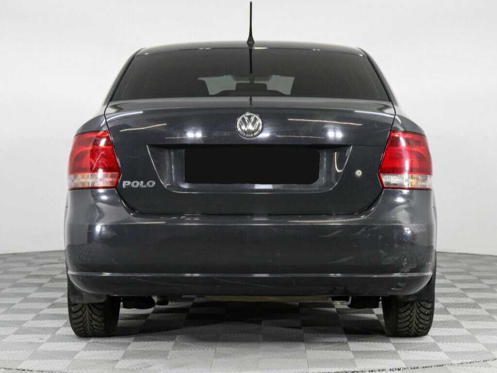 Volkswagen Polo с пробегом — 2013 год. Фото: #5