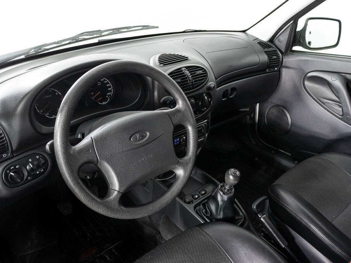 Lada (ВАЗ) Kalina с пробегом — 2012 год. Фото: #10