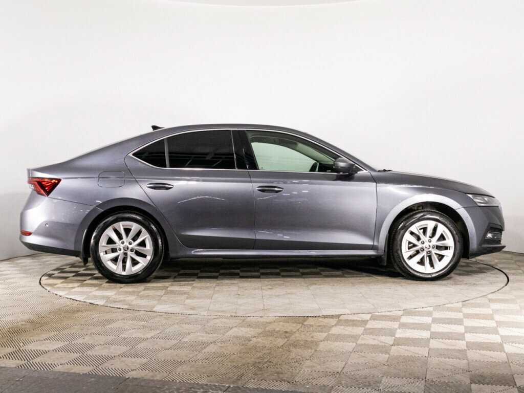 Skoda Octavia с пробегом — 2021 год. Фото: #3