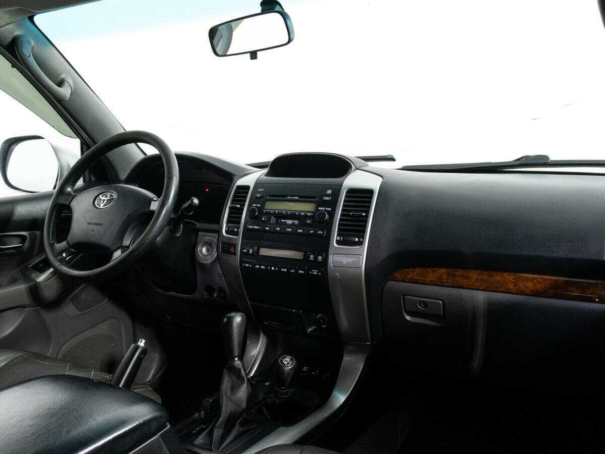 Toyota Land Cruiser Prado с пробегом — 2003 год. Фото: #6