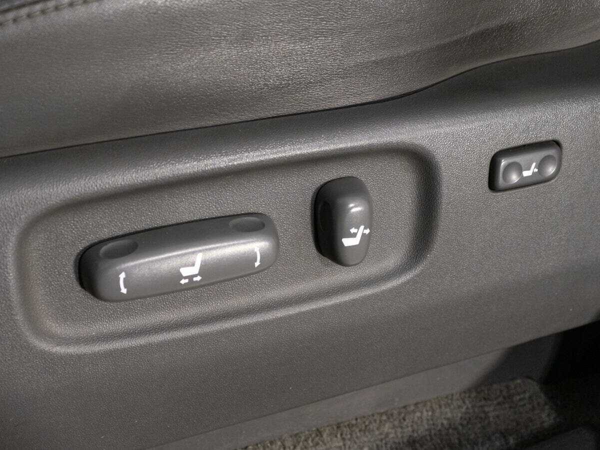 Toyota Land Cruiser Prado с пробегом — 2003 год. Фото: #12