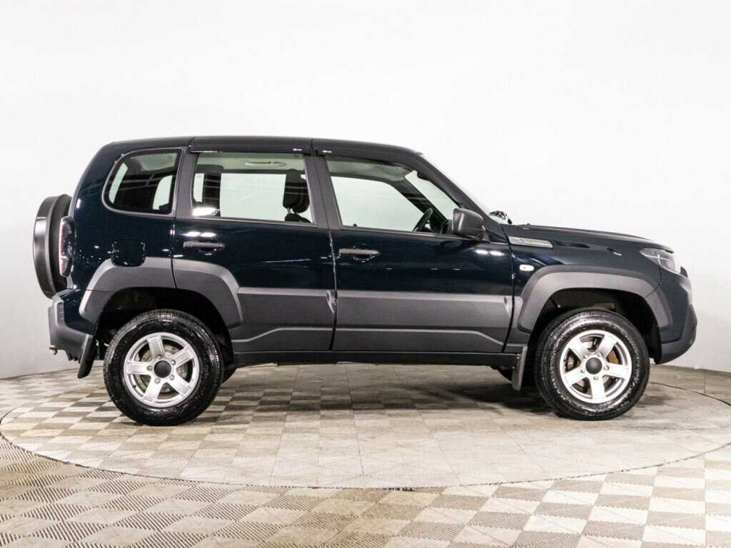 Lada (ВАЗ) Niva с пробегом — 2024 год. Фото: #3