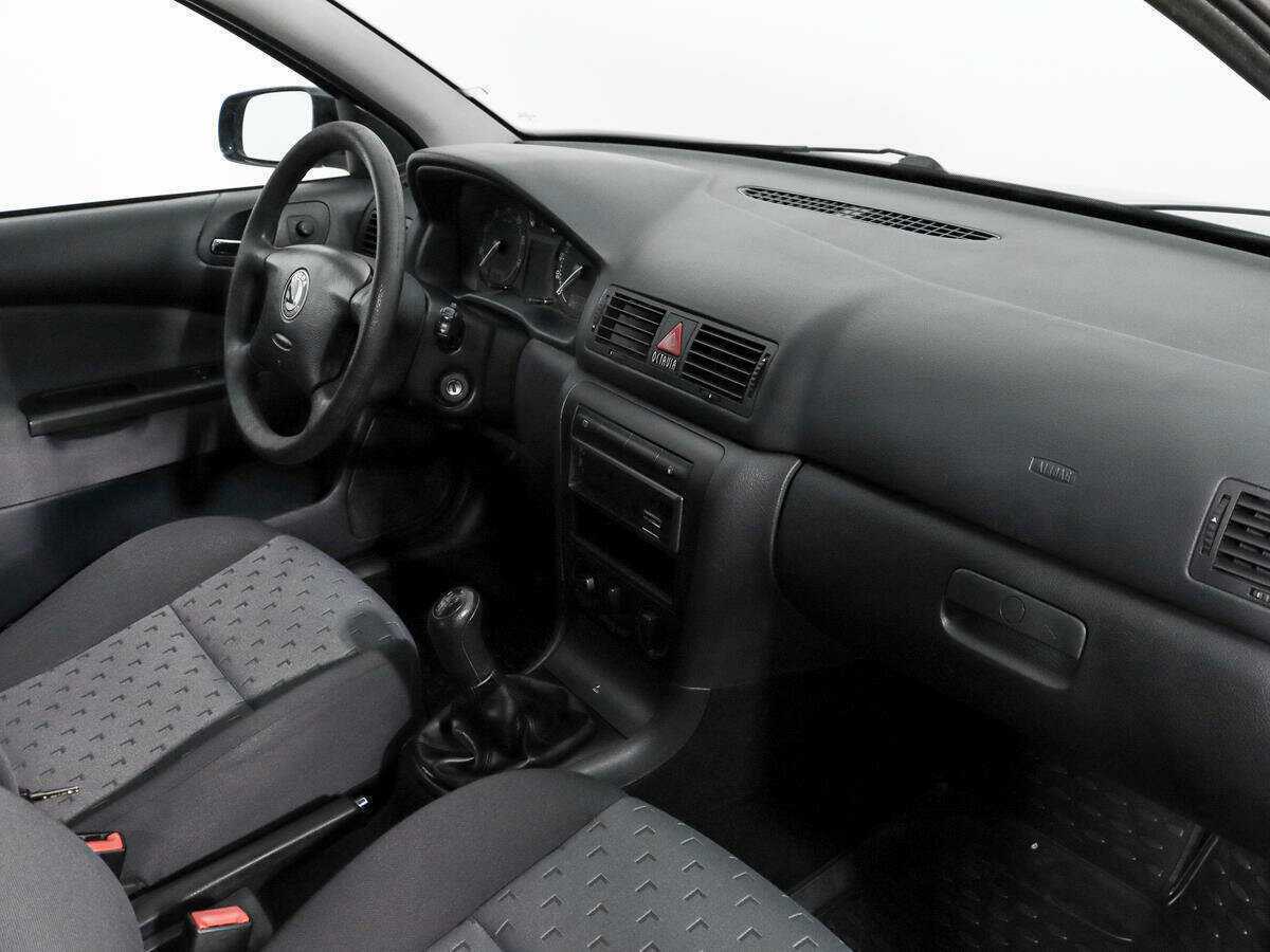 Skoda Octavia с пробегом — 2007 год. Фото: #10