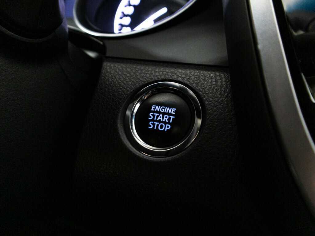 Toyota Camry с пробегом — 2021 год. Фото: #18