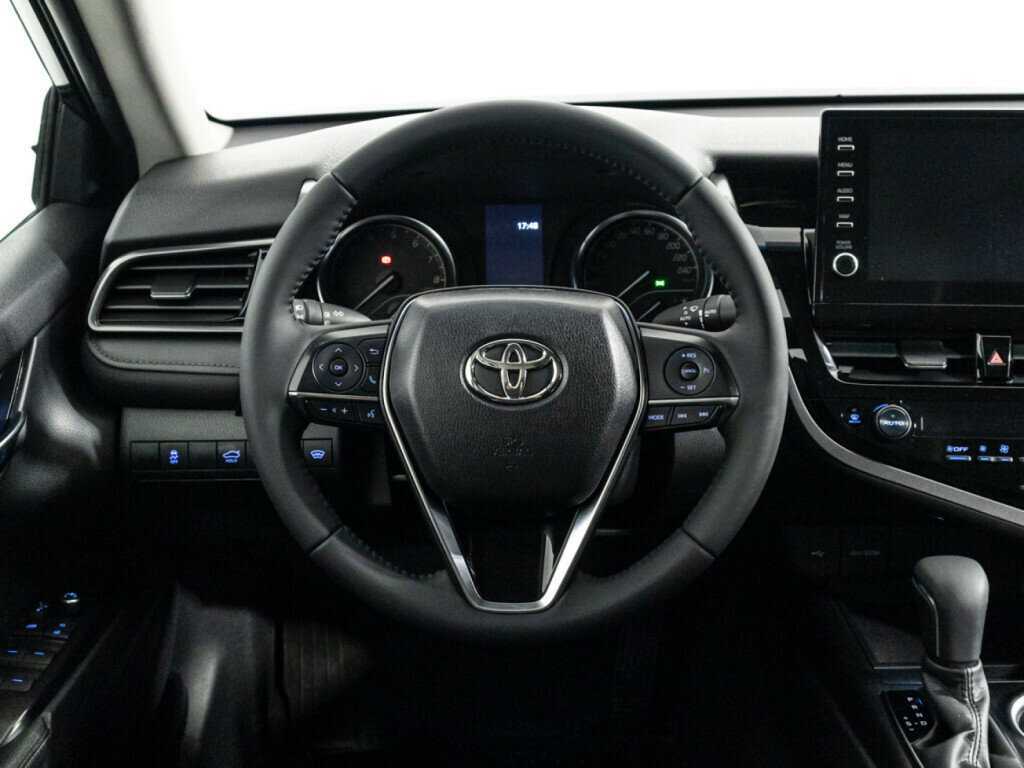 Toyota Camry с пробегом — 2021 год. Фото: #19