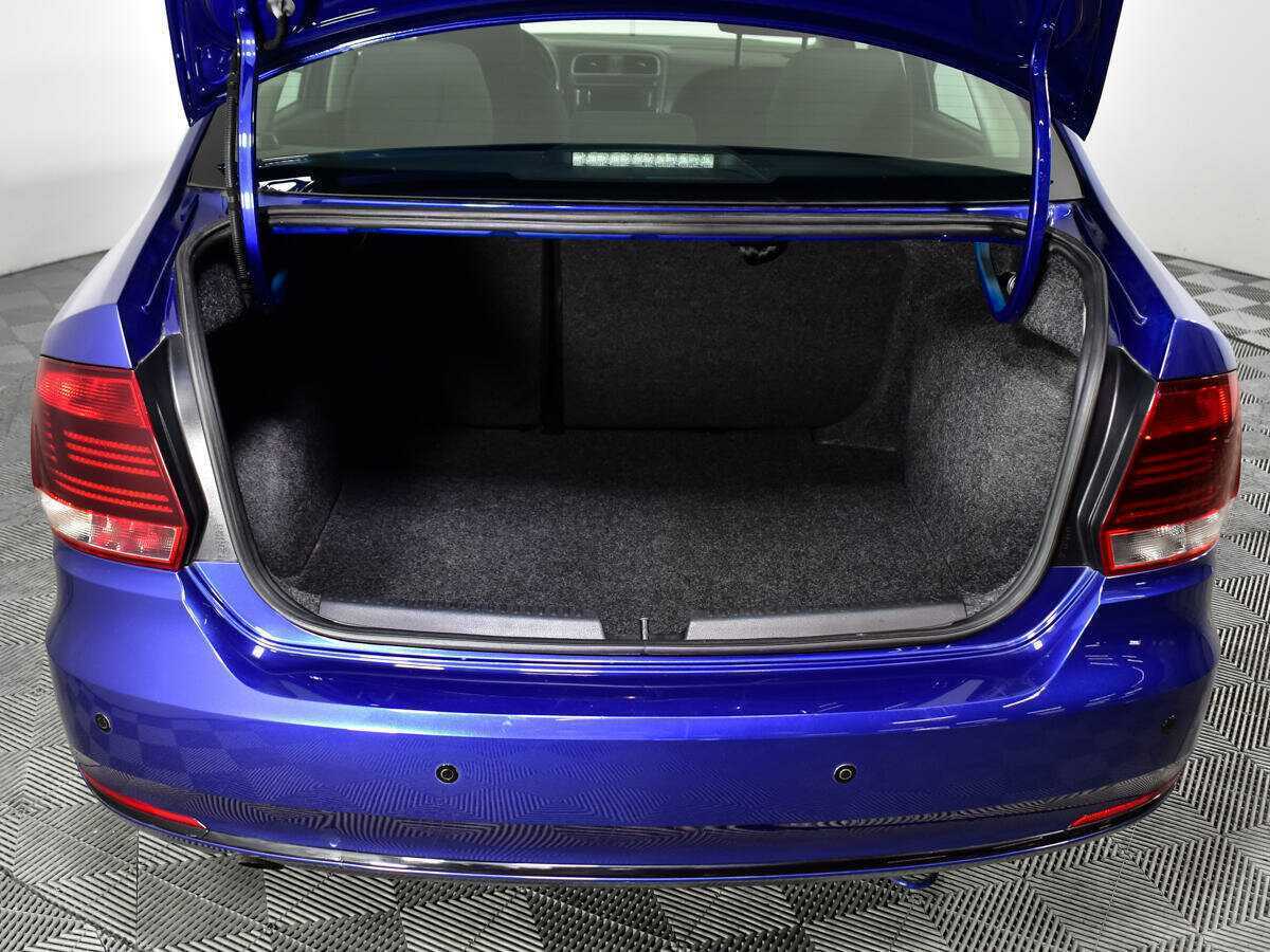 Volkswagen Polo с пробегом — 2019 год. Фото: #14