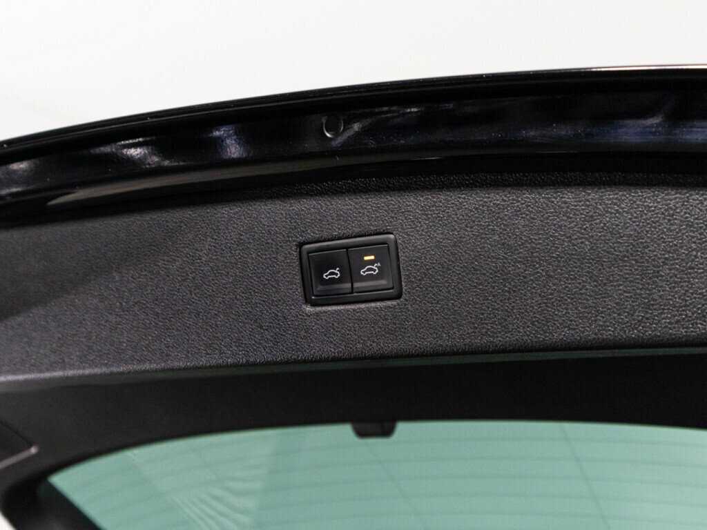 Volkswagen Tiguan с пробегом — 2020 год. Фото: #15