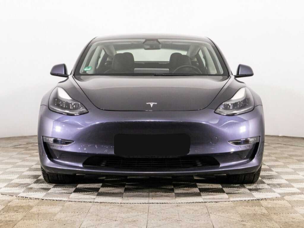 Tesla Model 3 с пробегом — 2020 год. Фото: #1