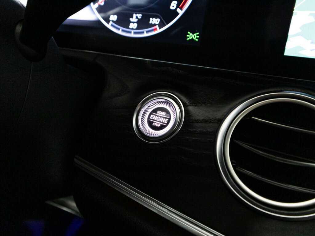 Mercedes-Benz E-Класс с пробегом — 2020 год. Фото: #18