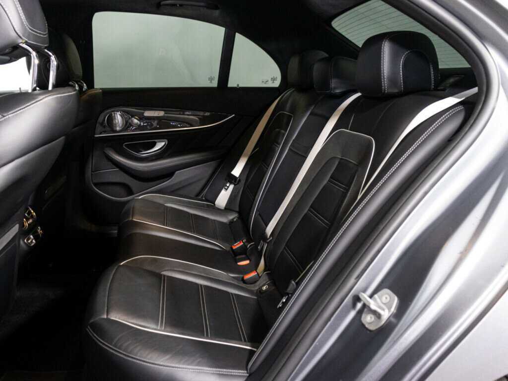 Mercedes-Benz E-Класс AMG с пробегом — 2018 год. Фото: #9