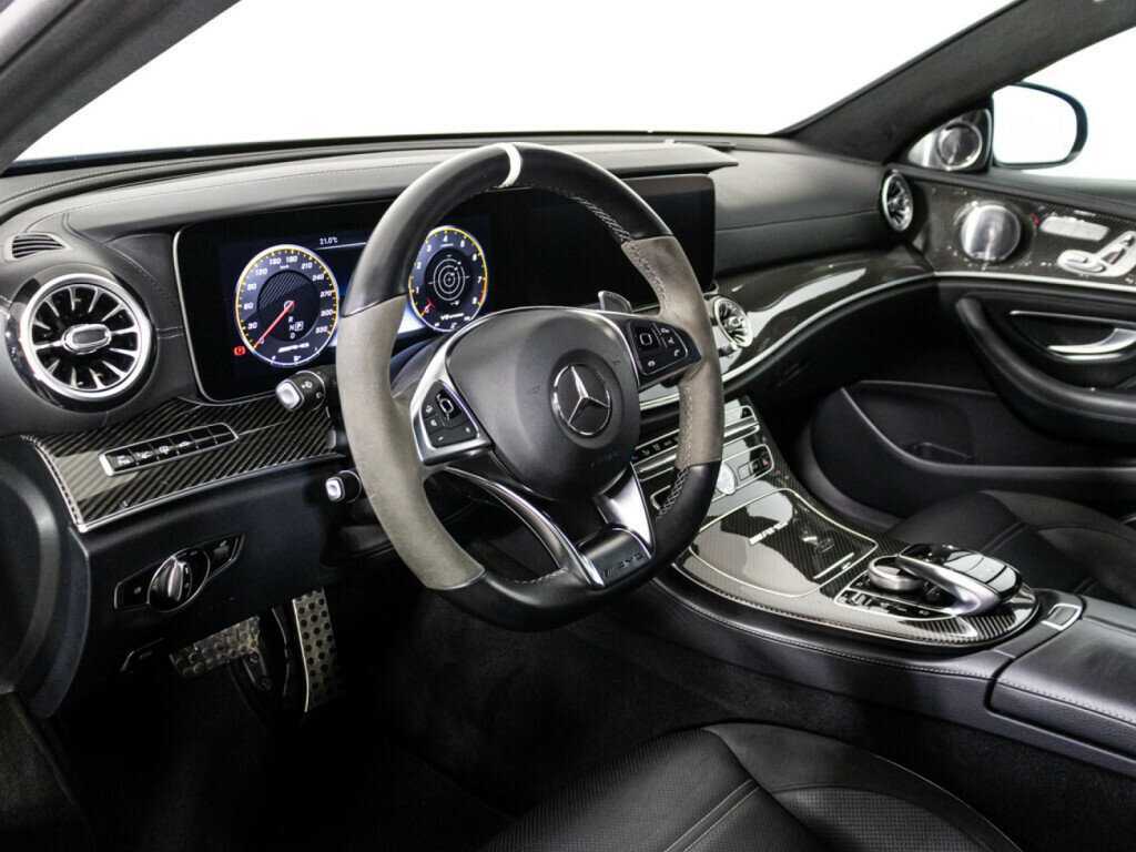 Mercedes-Benz E-Класс AMG с пробегом — 2018 год. Фото: #10