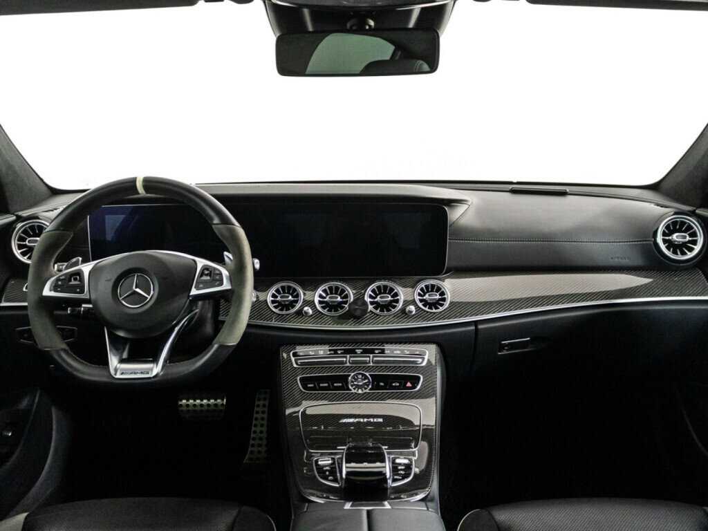 Mercedes-Benz E-Класс AMG с пробегом — 2018 год. Фото: #12