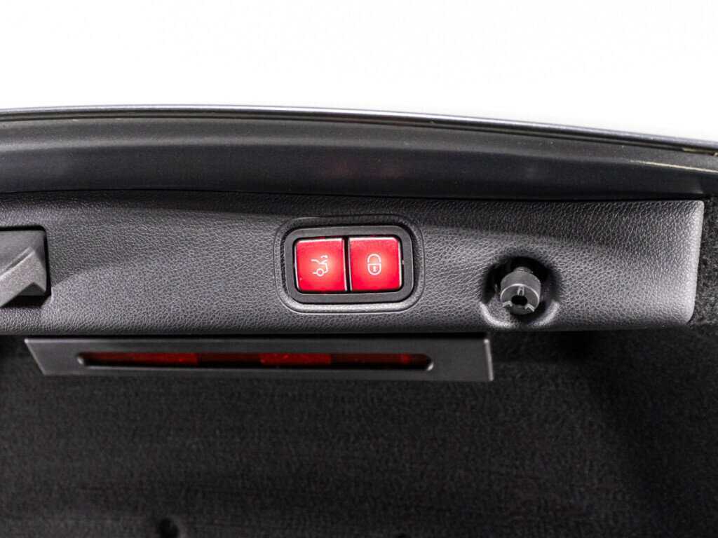 Mercedes-Benz E-Класс AMG с пробегом — 2018 год. Фото: #15