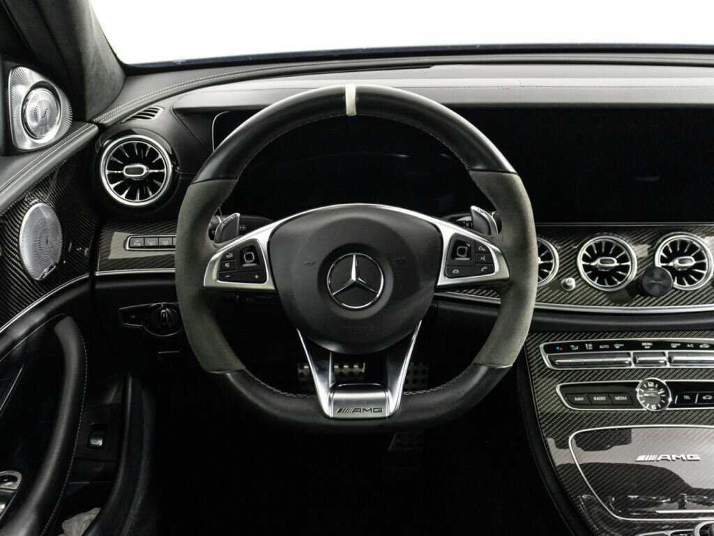 Mercedes-Benz E-Класс AMG с пробегом — 2018 год. Фото: #25