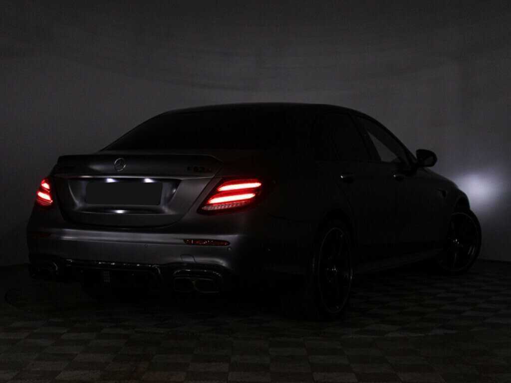 Mercedes-Benz E-Класс AMG с пробегом — 2018 год. Фото: #27