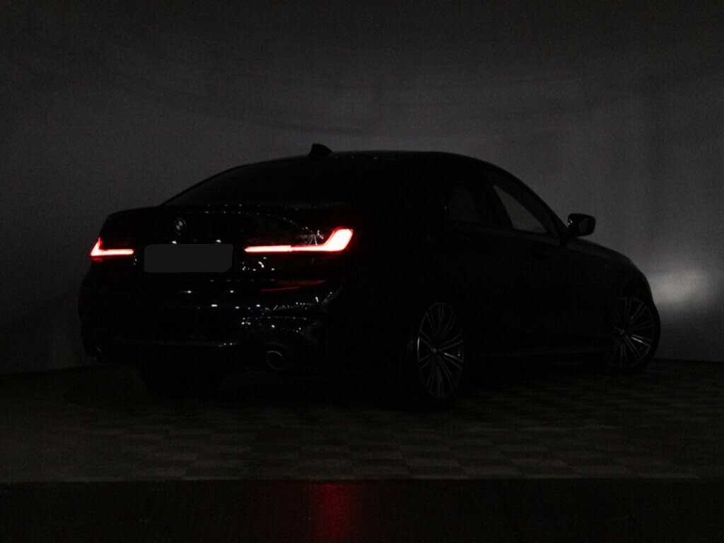 BMW 3 серии с пробегом — 2019 год. Фото: #24