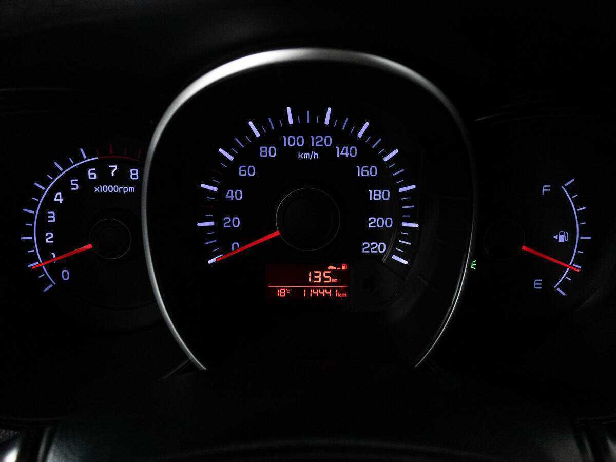 Kia Rio с пробегом — 2016 год. Фото: #11