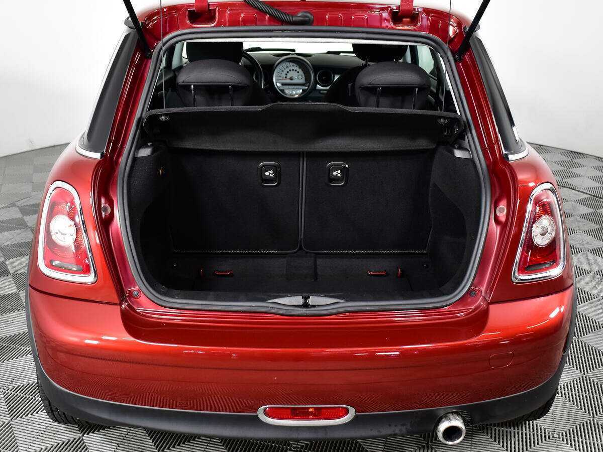 Mini Hatch с пробегом — 2009 год. Фото: #13